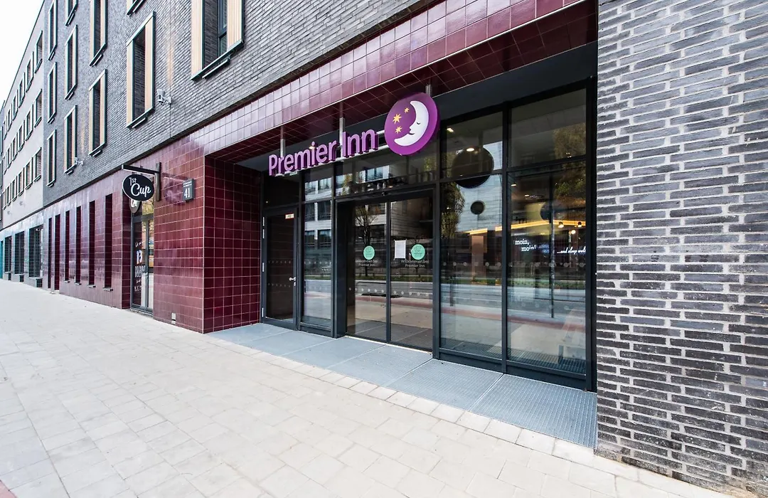 Premier Inn Hamburg St. Pauli-1